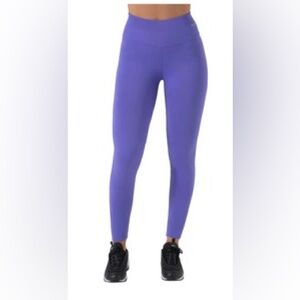 NUX One by One legging
